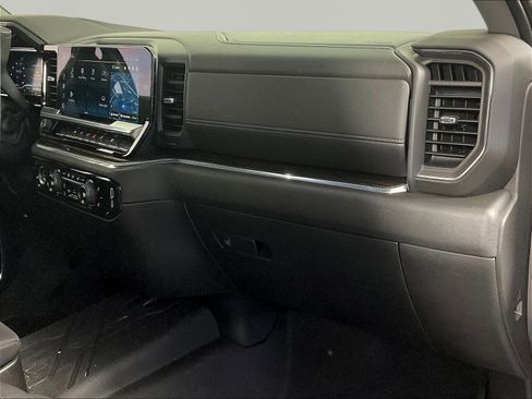 Used 2024 Chevrolet Silverado 1500 LT w/ Protection Package AWD/4WD image 27