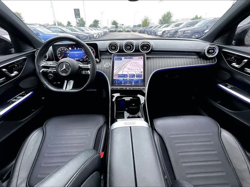 Used 2023 Mercedes-Benz C 300 Sedan image 16