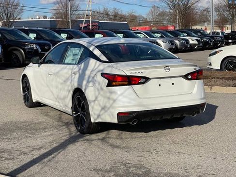 New 2025 Nissan Altima 2.5 SR image 7