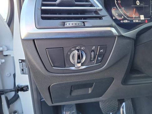 Used 2024 BMW X3 sDrive30i image 21