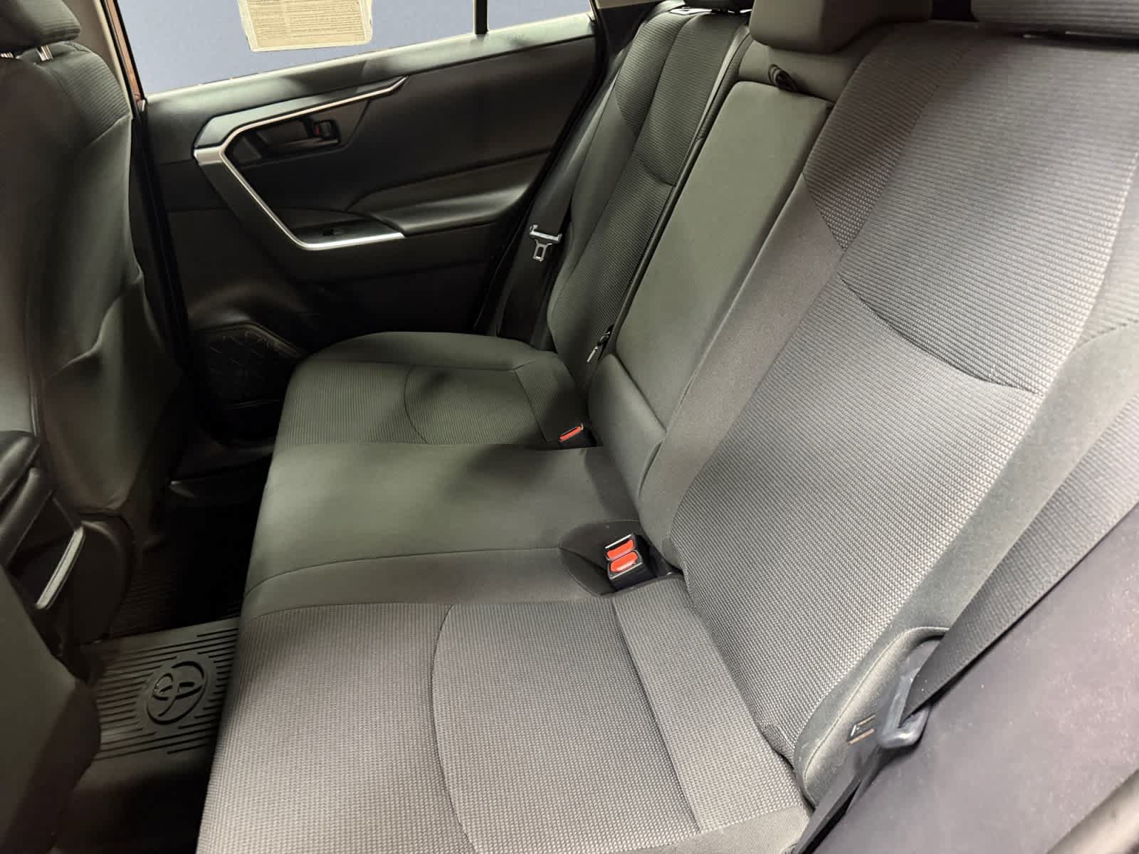 Used 2020 Toyota RAV4 LE w/ All Weather Liner Package AWD/4WD image 18