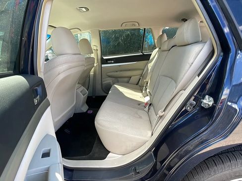 Used 2012 Subaru Outback 2.5i Premium w/ All-Weather Pkg AWD/4WD image 27