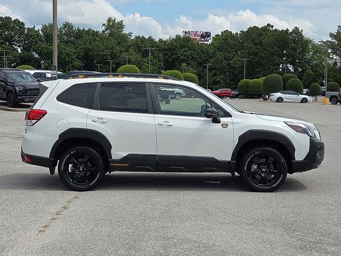 Used 2024 Subaru Forester Wilderness AWD/4WD image 6