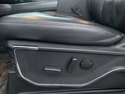 Certified 2024 Ford F250 Lariat w/ Black Appearance Package image 15