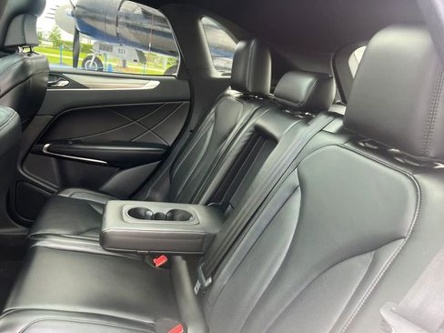 Used 2019 Lincoln MKC Select w/ Select Plus Package image 16