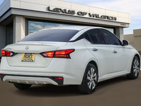 Used 2019 Nissan Altima 2.5 S image 4