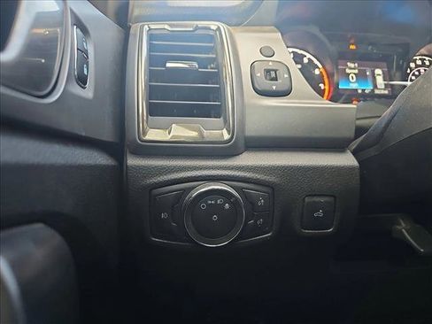 Used 2021 Ford Ranger XLT image 20