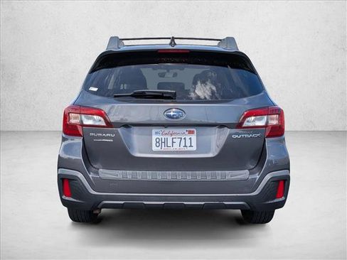 Used 2019 Subaru Outback 2.5i Premium AWD/4WD image 7