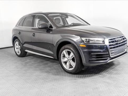 Used 2019 Audi Q5 2.0T Premium w/ Convenience Package AWD/4WD image 11