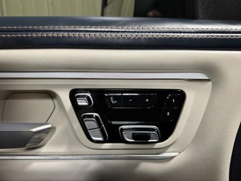 Used 2025 RAM 1500 Tungsten AWD/4WD image 16