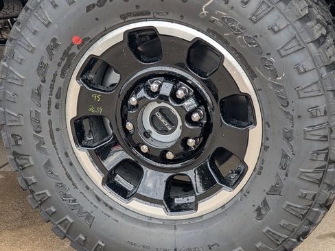 New 2026 Ford F250 Platinum w/ Tremor Off-Road Package image 9