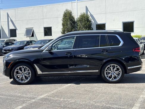 Used 2026 BMW X7 xDrive40i AWD/4WD image 8