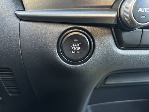 Certified 2025 MAZDA CX-30 AWD 2.5 S w/ Select Sport Pkg image 17