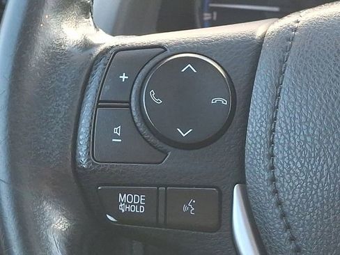 Used 2018 Toyota RAV4 XLE image 24