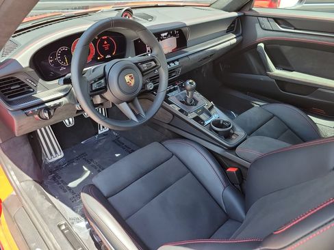 Certified 2026 Porsche 911 GT3 RWD image 4