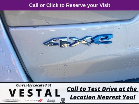 New 2023 Jeep Grand Cherokee Overland AWD/4WD image 10
