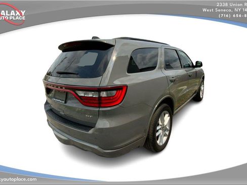 Used 2024 Dodge Durango GT AWD/4WD image 5