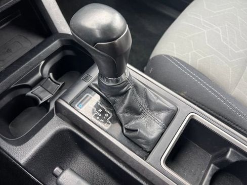 Used 2020 Toyota Tacoma TRD Off-Road image 20