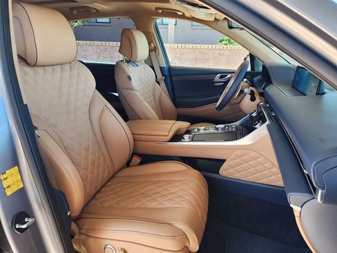 Used 2024 Genesis GV80 3.5T w/ Prestige Package image 75