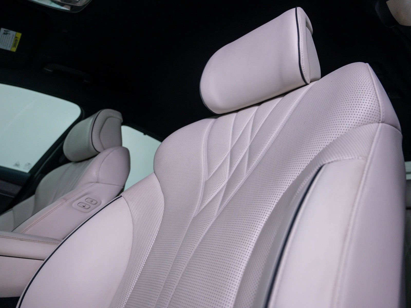 Used 2023 Genesis Electrified G80 AWD/4WD image 19