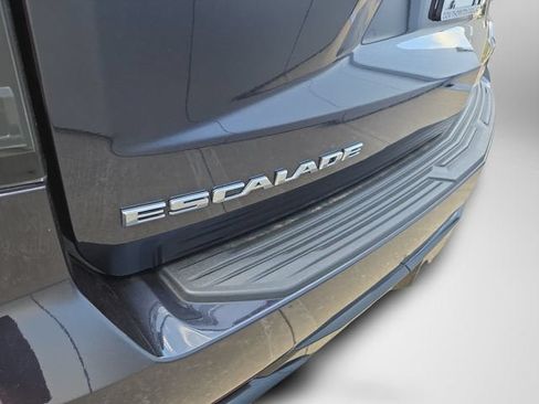 Used 2023 Cadillac Escalade Sport Platinum RWD image 48