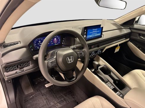 New 2026 Honda Accord LX image 9