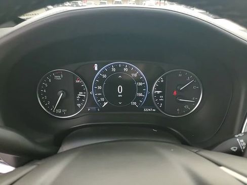 Certified 2023 Buick Enclave Avenir w/ Avenir Technology Package image 18