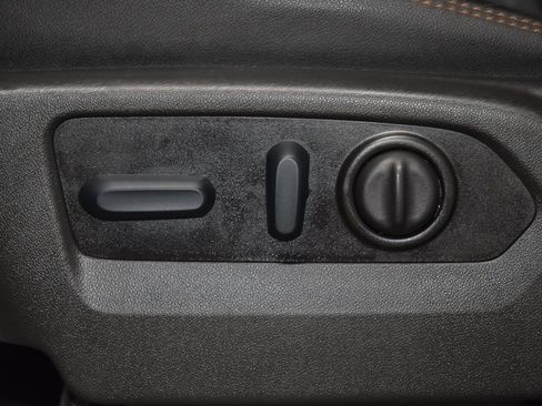 Used 2023 GMC Sierra 2500 AT4 w/ AT4 Premium Plus Package image 44