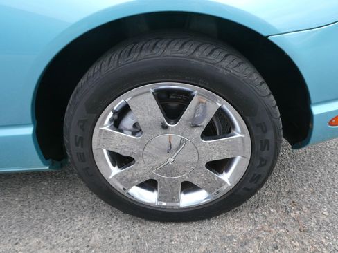Used 2002 Ford Thunderbird RWD image 27