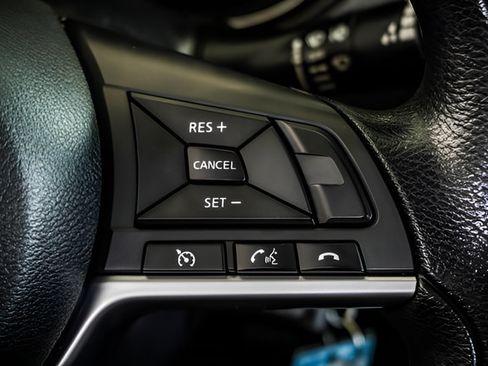 Used 2017 Nissan Rogue S FWD image 23
