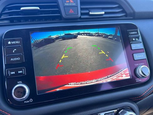 New 2025 Nissan Versa SR w/ Trunk Package image 26