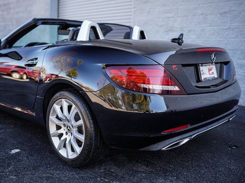 Used 2019 Mercedes-Benz SLC 300 image 16
