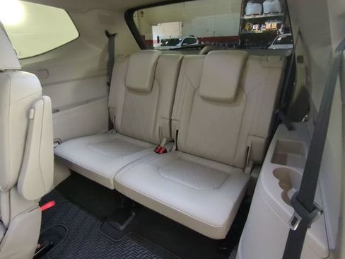 Used 2024 Volkswagen Atlas SEL Premium R-Line AWD/4WD image 31