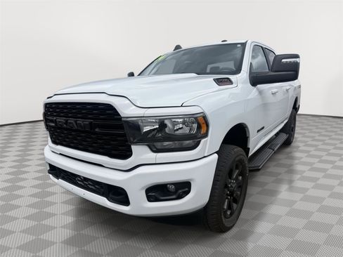 Used 2024 RAM 2500 Big Horn w/ Night Edition AWD/4WD image 2