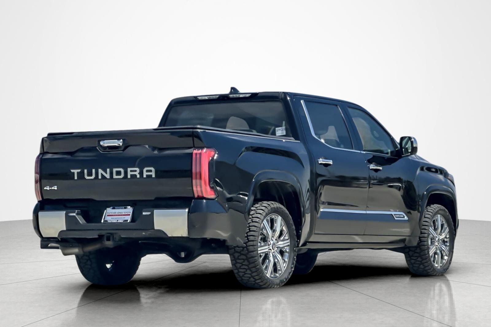Used 2023 Toyota Tundra Capstone AWD/4WD image 5