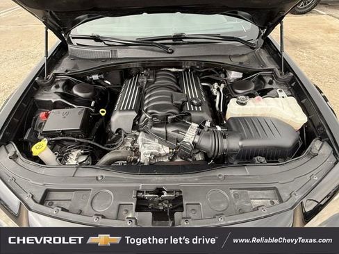 Used 2023 Chrysler 300 C image 35