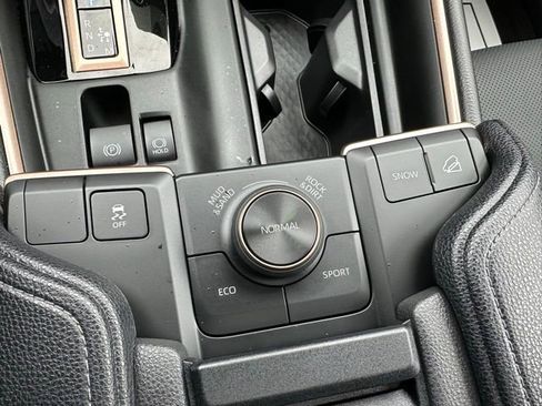 Used 2026 Toyota Grand Highlander AWD Hybrid image 55