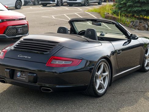 Used 2006 Porsche 911 Carrera RWD image 20