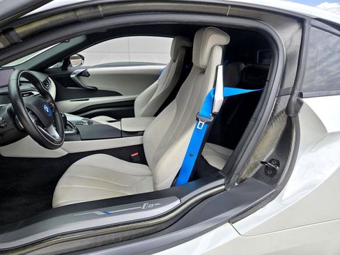 Used 2015 BMW i8 image 35