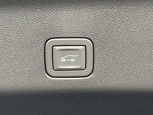 New 2026 GMC Yukon XL Elevation w/ LPO, Floor Liner Package image 11