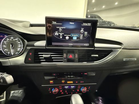 Used 2018 Audi S6 Prestige w/ Prestige Package image 39