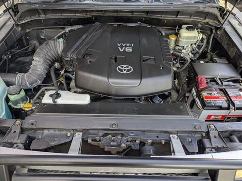 Used 2008 Toyota FJ Cruiser image 20