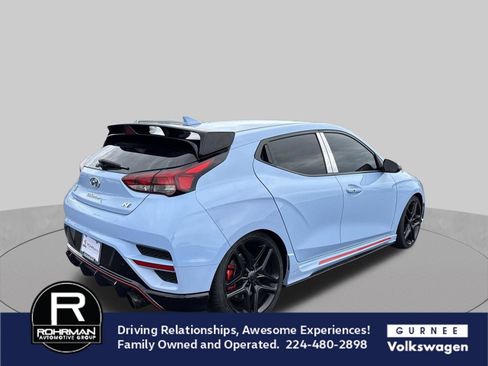 Used 2020 Hyundai Veloster N w/ Performance Package FWD image 9