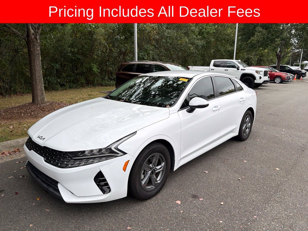 Used 2023 Kia K5 LXS FWD image 3