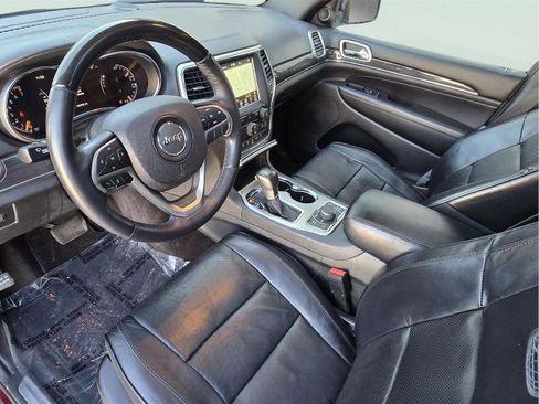 Used 2018 Jeep Grand Cherokee Overland image 27