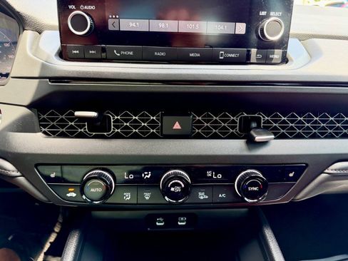Used 2024 Honda Accord EX image 39