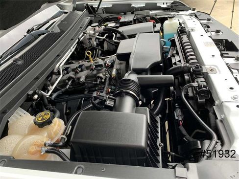 Used 2022 Chevrolet Colorado LT w/ Fleet Safety Package image 14