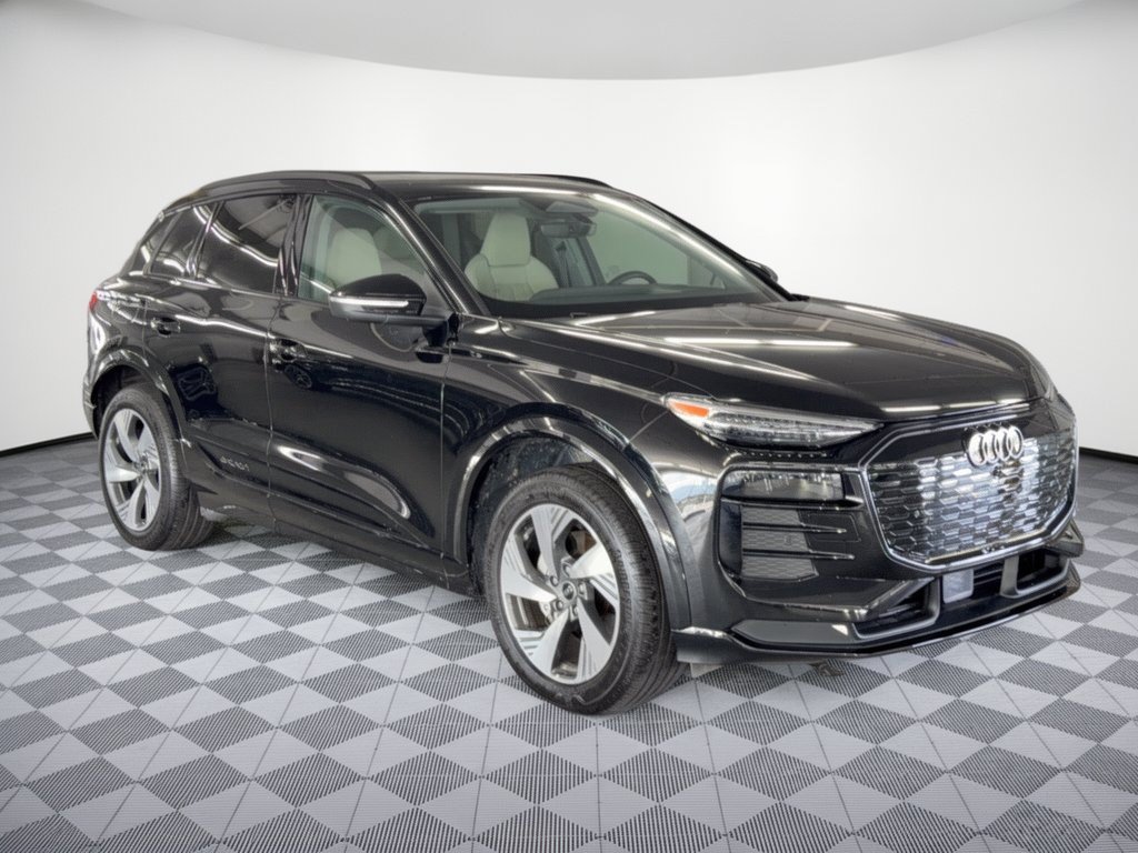 Used 2025 Audi Q6 e-tron Premium Plus w/ Premium Plus AWD/4WD image 7