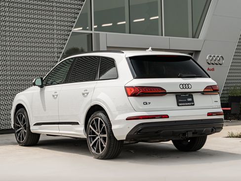 Certified 2023 Audi Q7 3.0T Prestige w/ Prestige Package AWD/4WD image 5