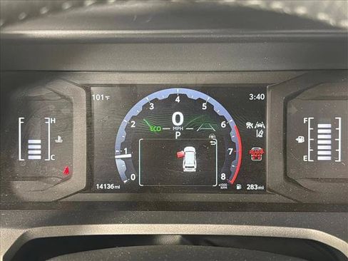Used 2025 Toyota 4Runner SR5 AWD/4WD image 26